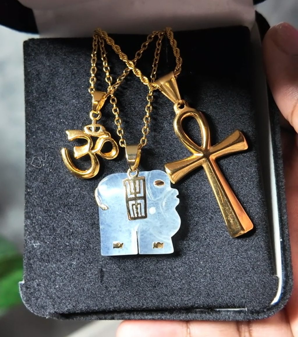 Gold Om