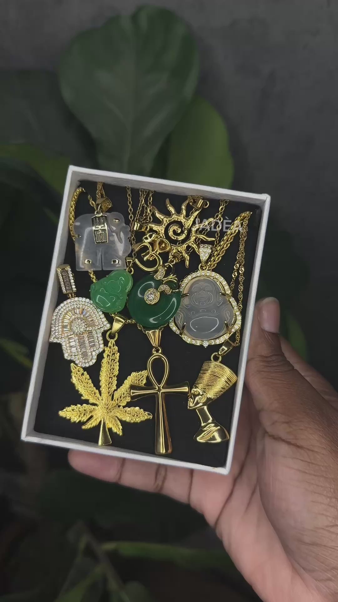 Green Aura 🍀- Necklace Stack